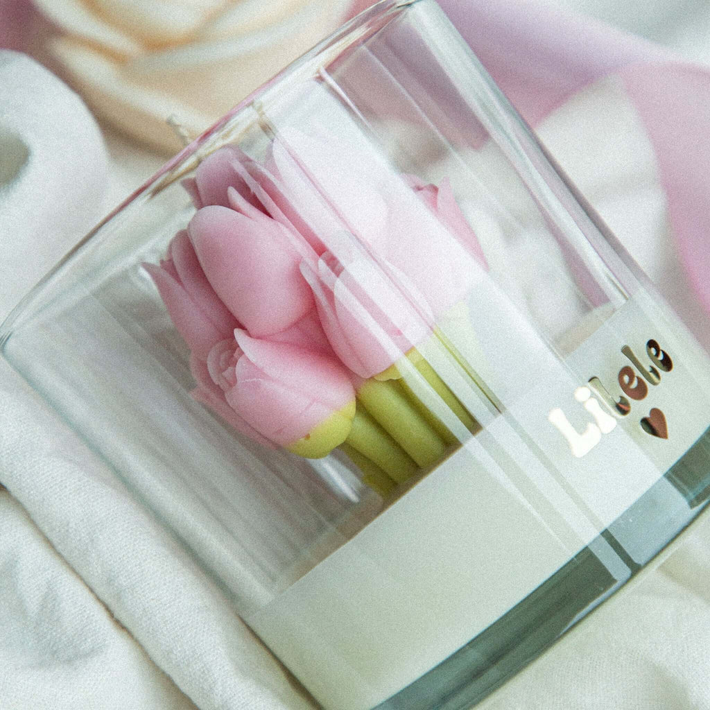 Soft pink tulip soy wax candle in glass jar, handmade with love at Lilele Studio