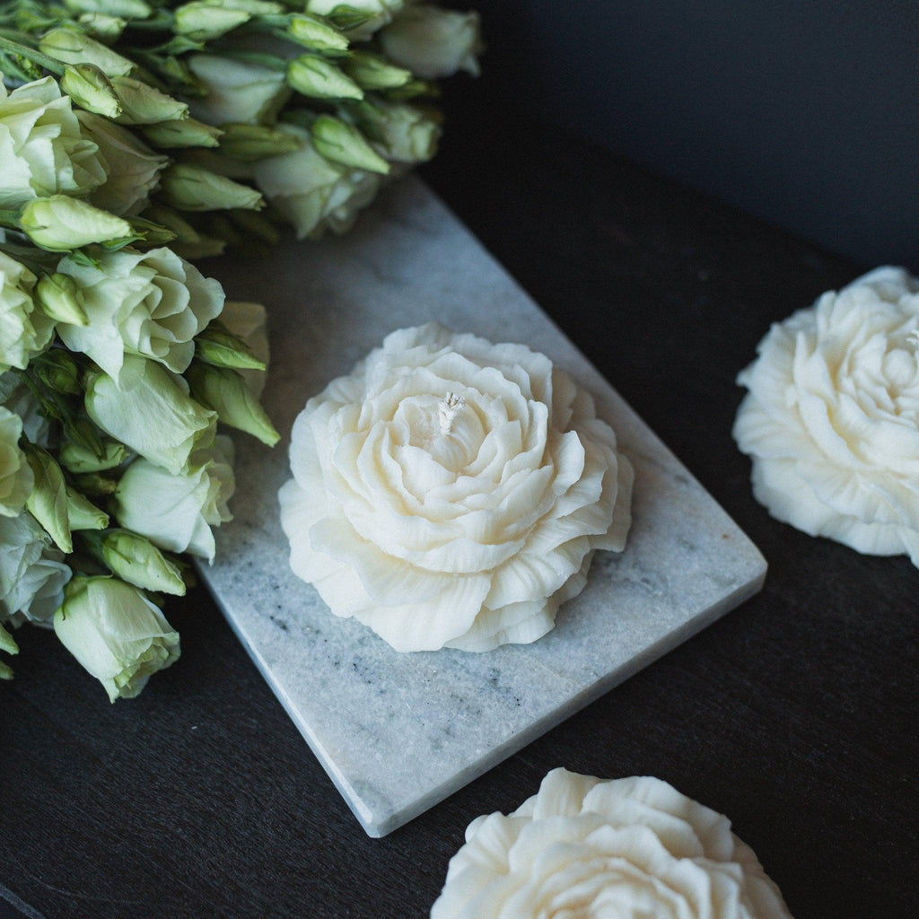 Rapeseed wax pillar candle peony - LILELE STUDIO