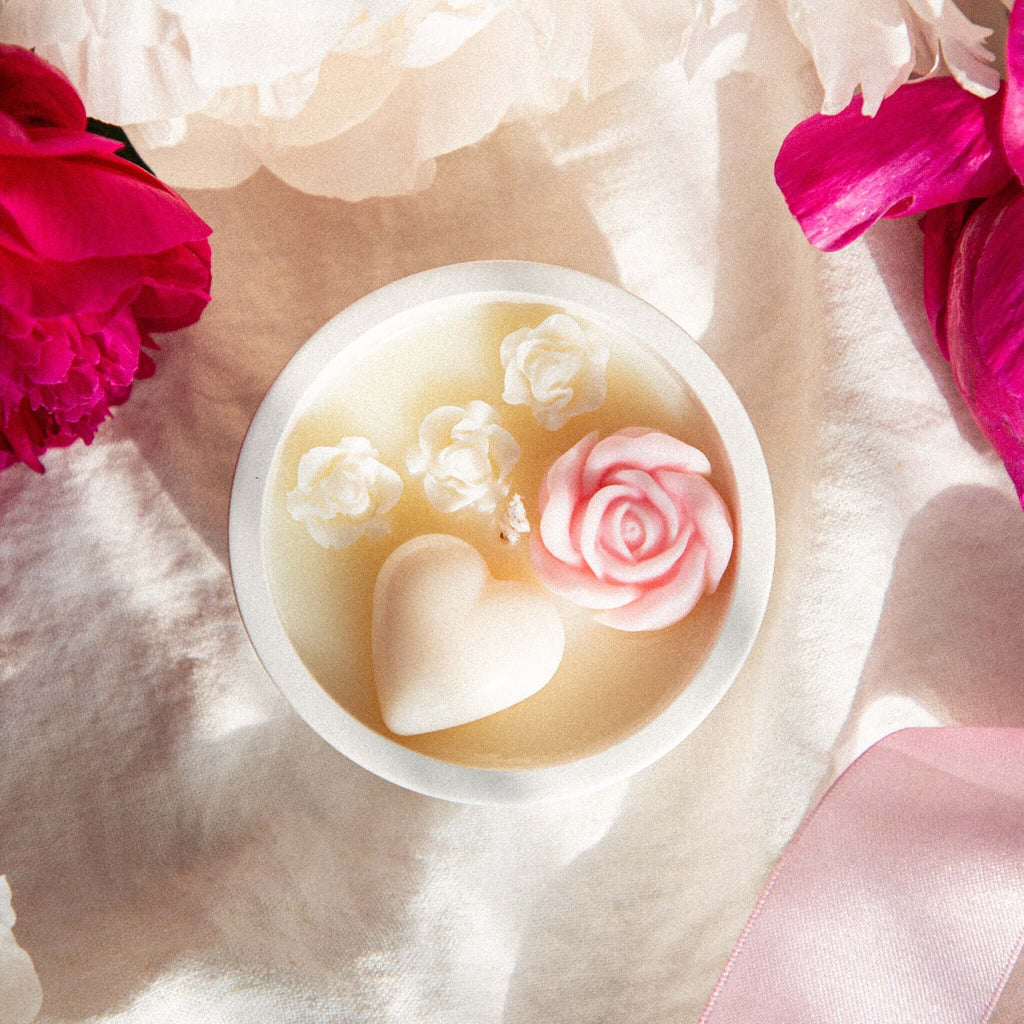 Romantic Soy Wax Candle in Gypsum Jar with Rose & Heart Embeds | Handmade & Scented - LILELE STUDIO
