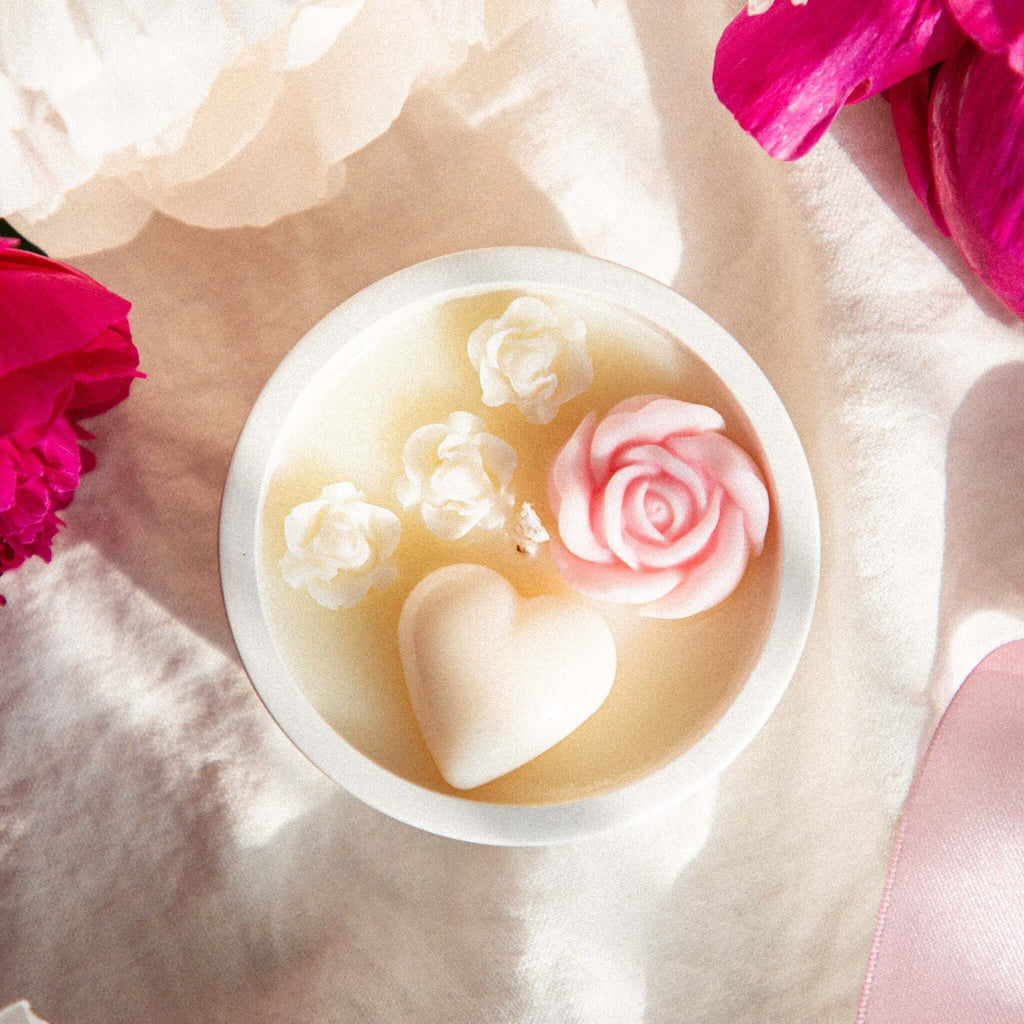 Romantic Soy Wax Candle in Gypsum Jar with Rose & Heart Embeds | Handmade & Scented - LILELE STUDIO