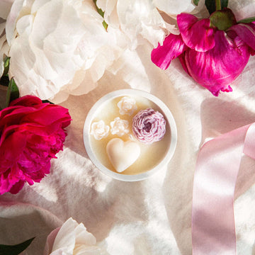 Scented Soy Wax Candle WHISPER in Handmade Gypsum Jar | Clean Burning Gift - LILELE STUDIO