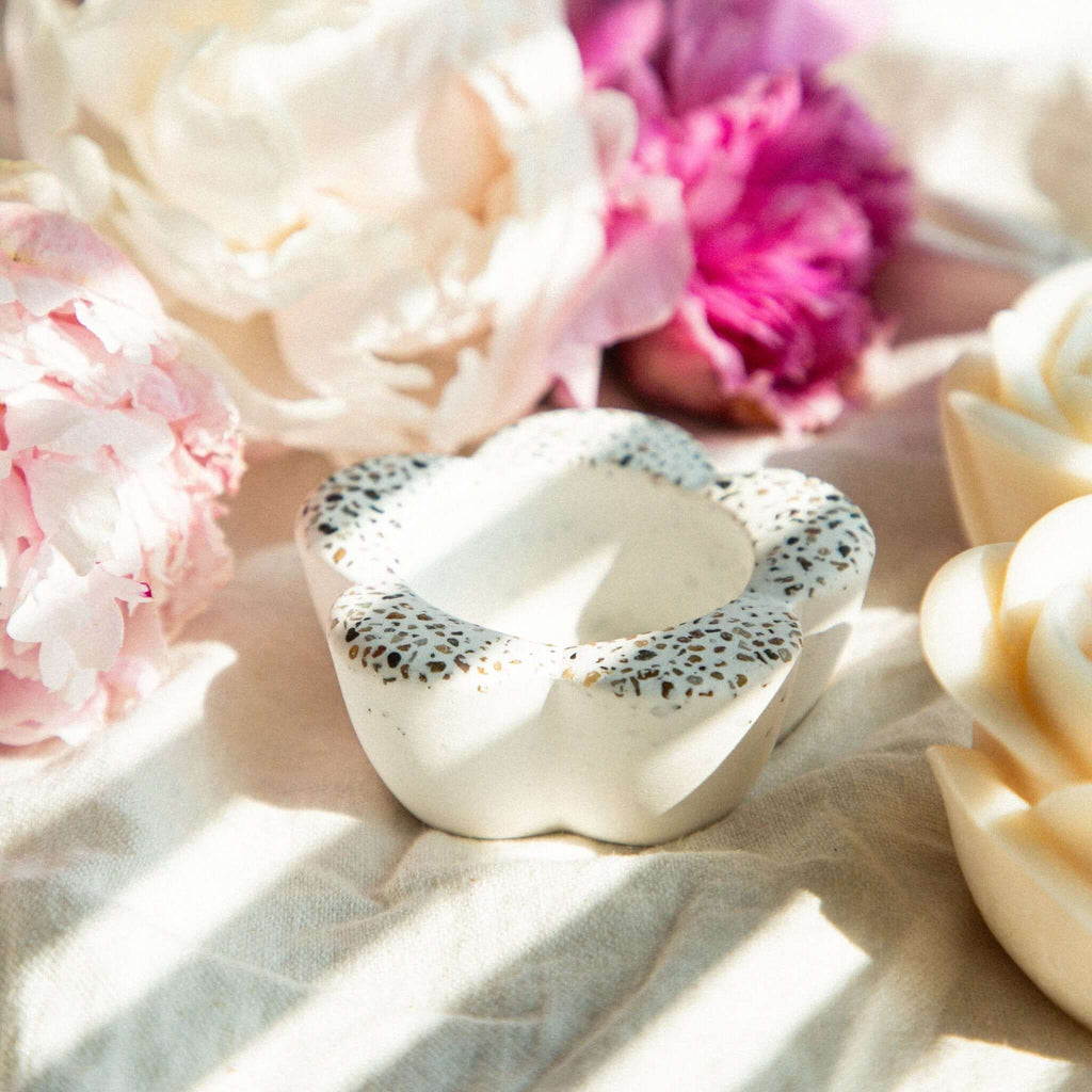 Tējas sveču turētājs no ģipša un grants akmentiņiem | Roku darbs - LILELE STUDIO