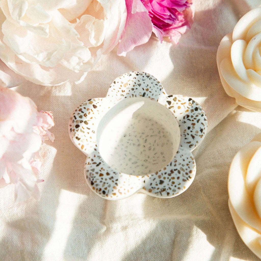 Tējas sveču turētājs no ģipša un grants akmentiņiem | Roku darbs - LILELE STUDIO